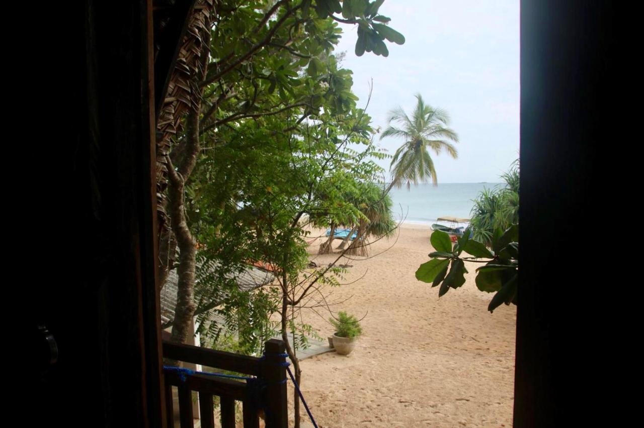 Moon Isle Beach Bungalow Nilaveli Dış mekan fotoğraf