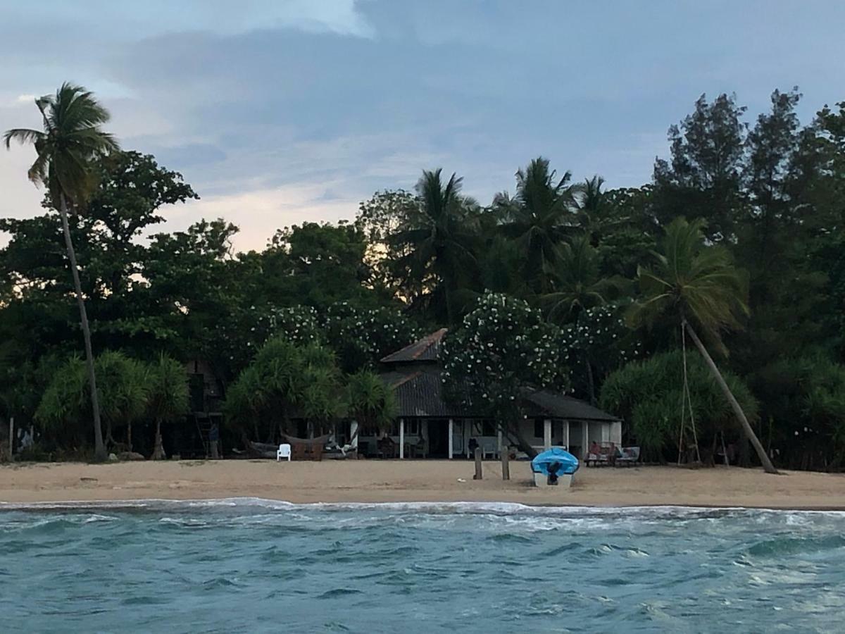 Moon Isle Beach Bungalow Nilaveli Dış mekan fotoğraf