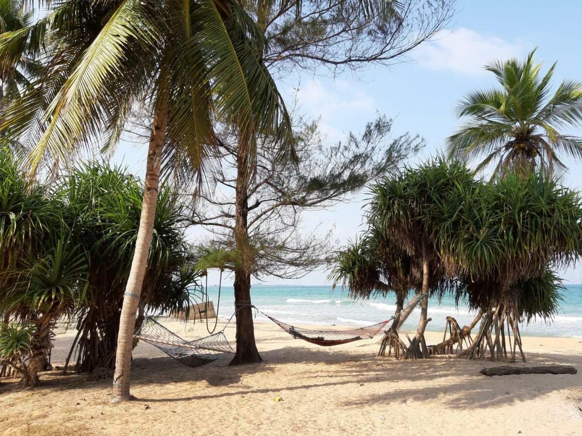 Moon Isle Beach Bungalow Nilaveli Dış mekan fotoğraf
