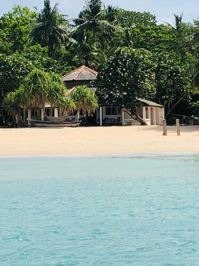 Moon Isle Beach Bungalow Nilaveli Dış mekan fotoğraf